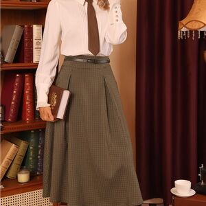 Vintage-look high waist brown checkered midi skirt size Small